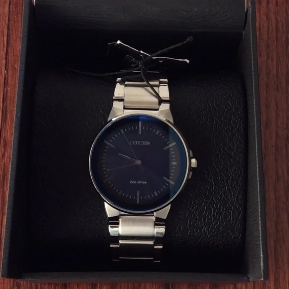 NWT Citizen Eco Drive Mens watch silver and blue